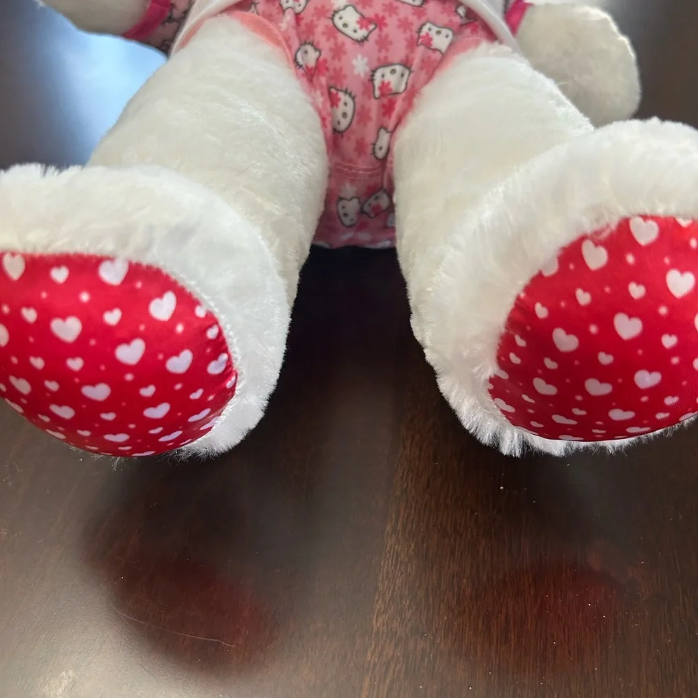 Hello Kitty - Picture 9 of 11